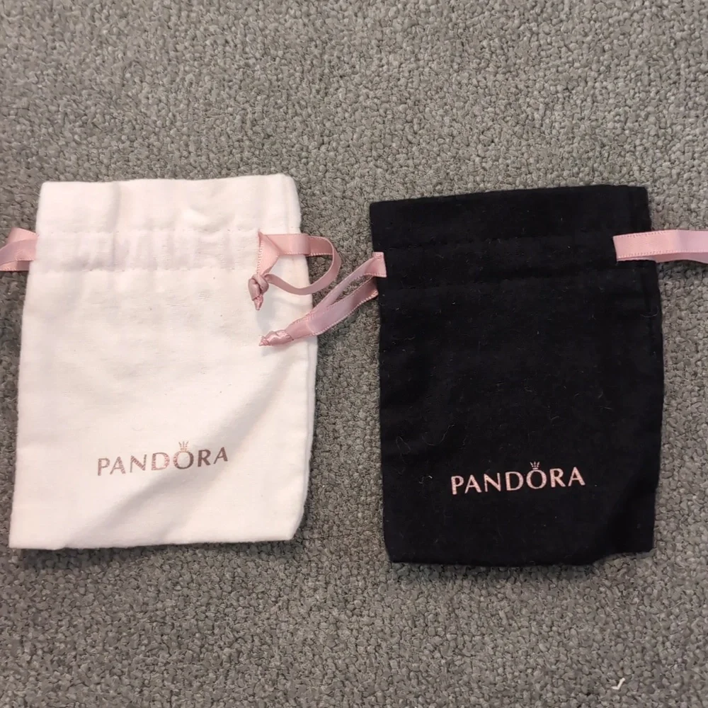 Pandora Cleaning Kit + Polishing Cloth - Picture 6 of 14